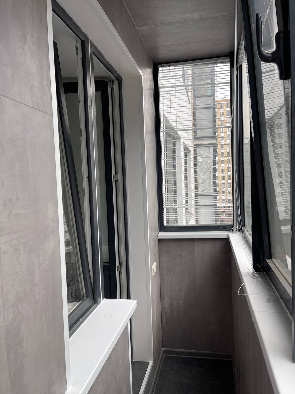 Видео отделки балкона Savinovo